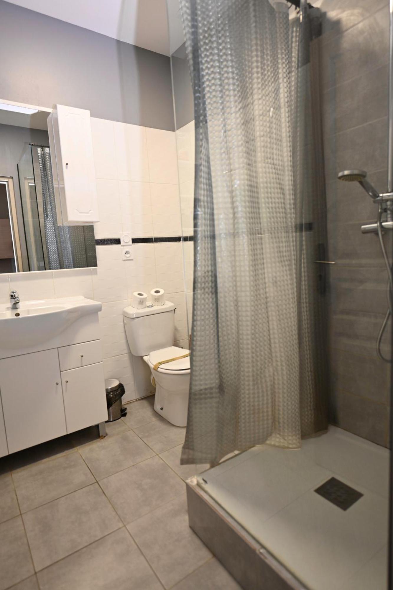 "Air D'Antan"-Meuble De Tourisme 3 Etoiles -Residence "Les Logis De Beziers"-Garage Optionnel-Coeur De Ville-Plages A 16Km ! Экстерьер фото