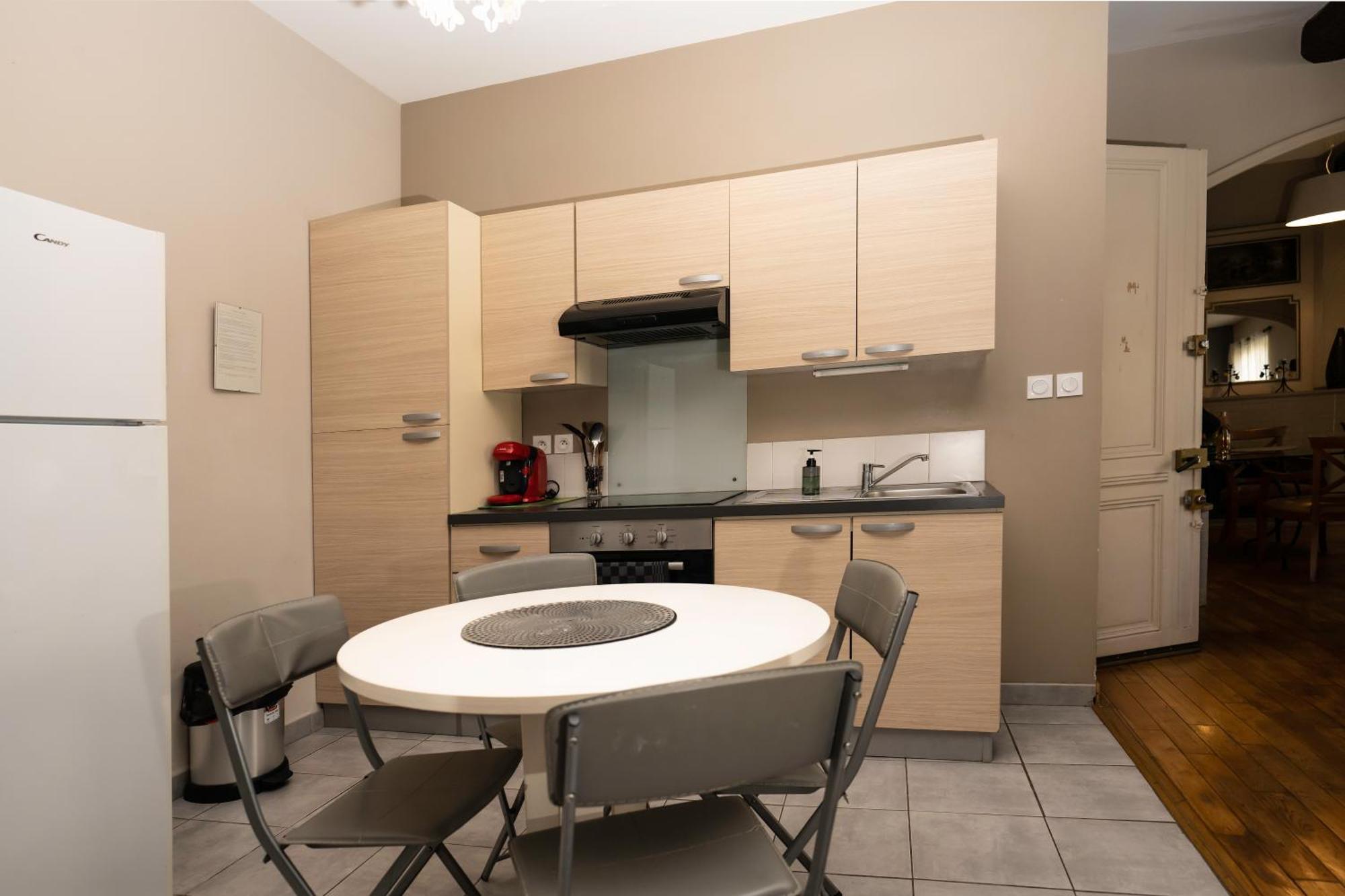 "Air D'Antan"-Meuble De Tourisme 3 Etoiles -Residence "Les Logis De Beziers"-Garage Optionnel-Coeur De Ville-Plages A 16Km ! Экстерьер фото